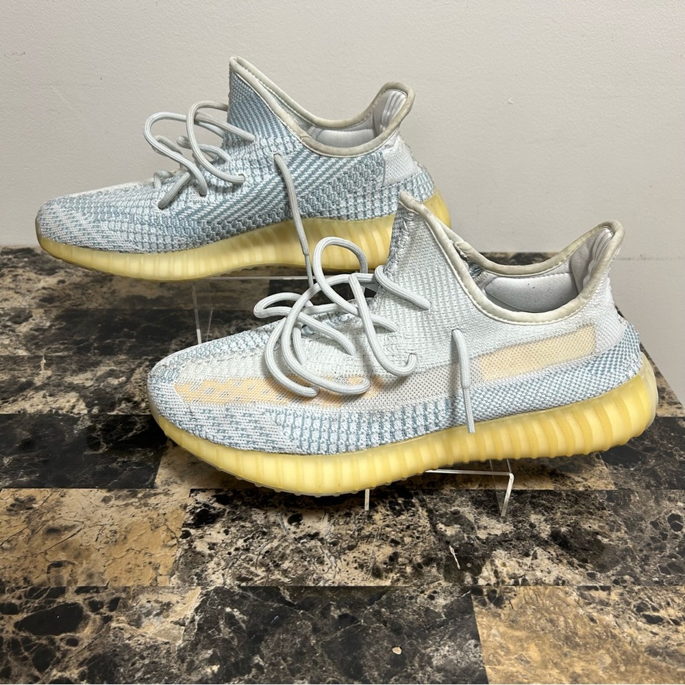 Adidas Yeezy Boost  350 cloud white SZ 11